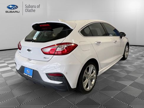 Used 2017 Chevrolet Cruze Premier image 11