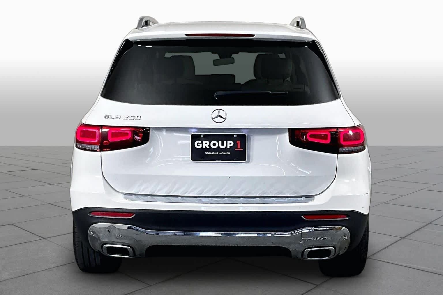 Used 2022 Mercedes-Benz GLB 250 image 5