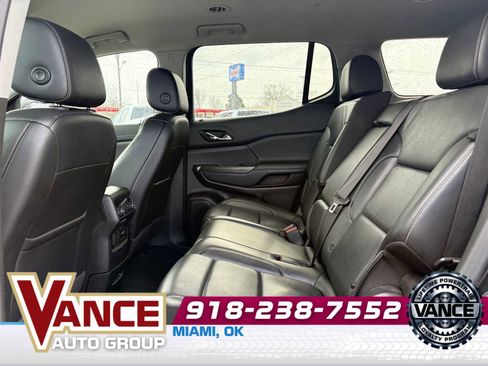 Used 2023 GMC Acadia SLT AWD/4WD image 14