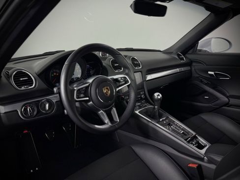 Used 2024 Porsche 718 Boxster S image 7