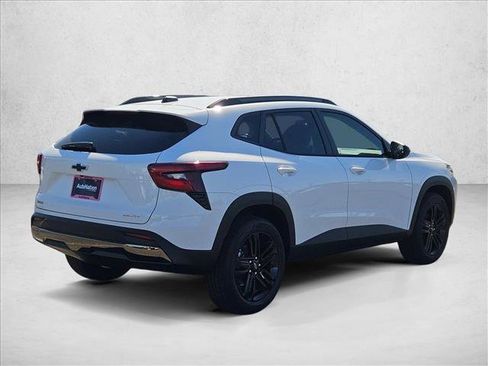 New 2026 Chevrolet Trax ACTIV w/ Driver Confidence Package image 2