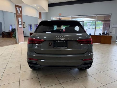 Used 2021 Audi Q3 2.0T Premium w/ Convenience Package AWD/4WD image 6