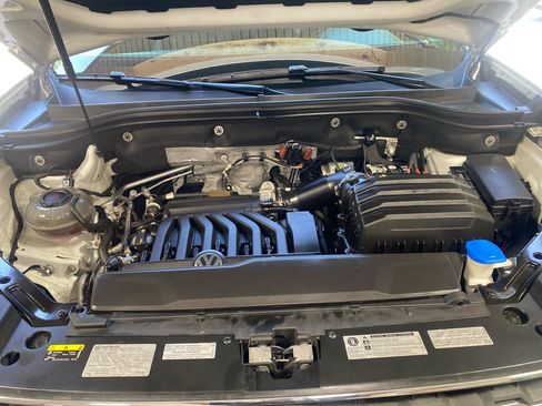 Used 2018 Volkswagen Atlas SEL Premium AWD/4WD image 43