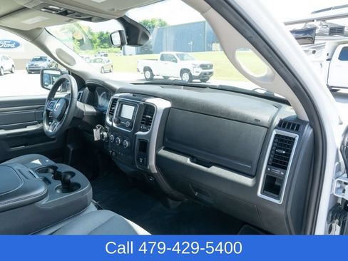 Used 2023 RAM 1500 Classic SLT AWD/4WD image 40