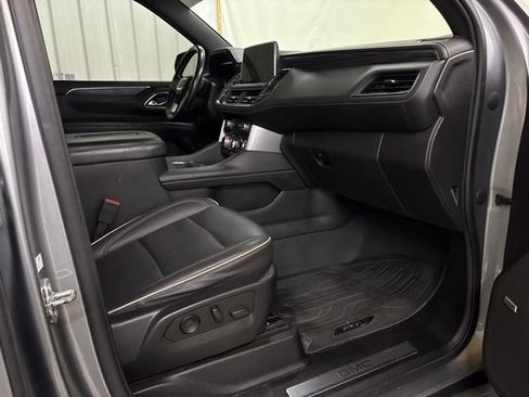 Used 2023 GMC Yukon SLT AWD/4WD image 33