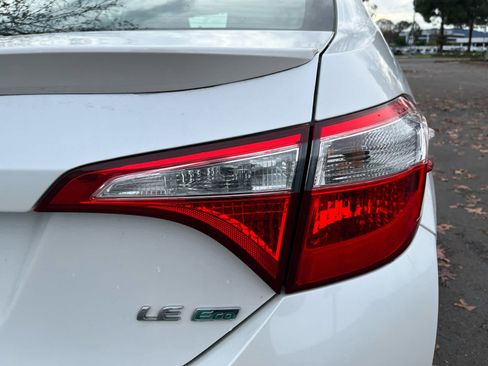 Used 2014 Toyota Corolla LE Premium image 12