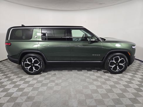 Used 2024 Rivian R1S Adventure AWD/4WD image 6