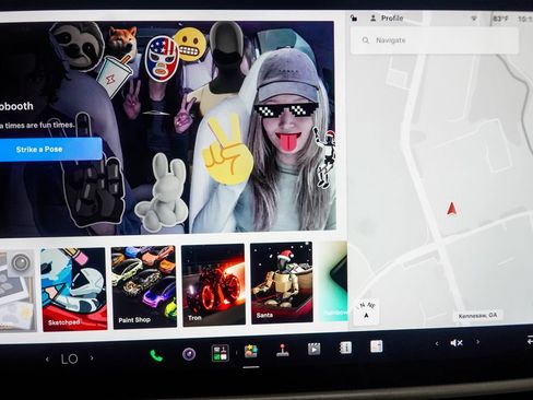 Used 2022 Tesla Model X Plaid AWD/4WD image 28