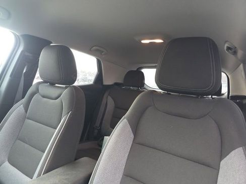 Used 2023 Chevrolet TrailBlazer LT w/ Convenience Package image 11