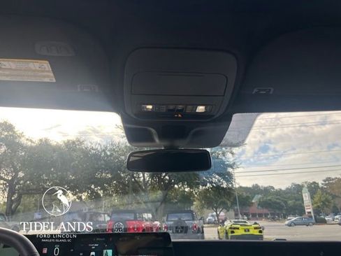 New 2025 Ford Expedition Platinum image 19