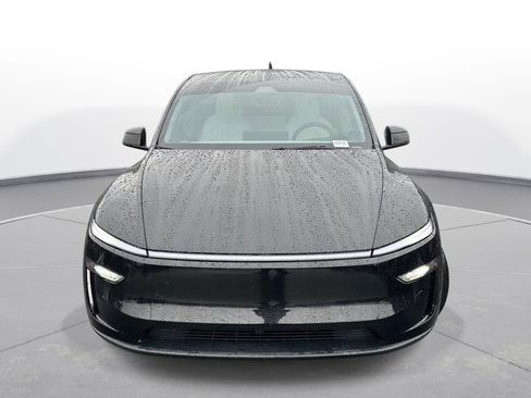 Used 2026 Tesla Model Y Long Range image 5