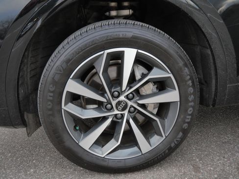 Used 2023 Audi Q5 2.0T Premium image 15