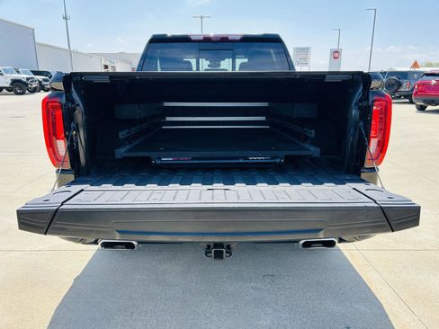 Used 2023 GMC Sierra 1500 Denali w/ Technology Package AWD/4WD image 34