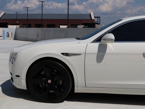 Used 2015 Bentley Flying Spur V8 AWD/4WD image 32