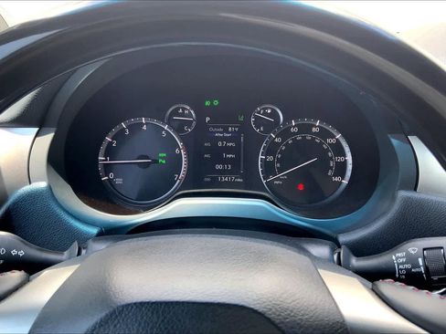 Used 2023 Lexus GX 460 Premium AWD/4WD image 18