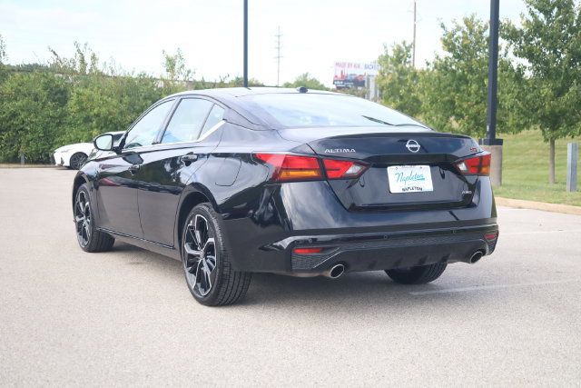 Used 2025 Nissan Altima 2.5 SR AWD/4WD image 5