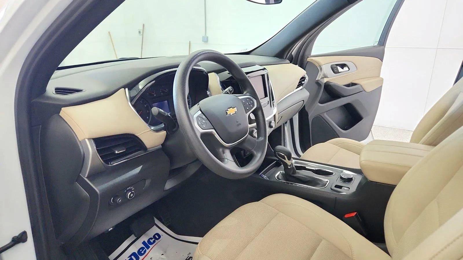 Used 2023 Chevrolet Traverse LS w/ Safety Package AWD/4WD image 22