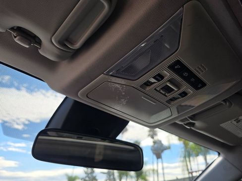 Used 2019 Toyota RAV4 XLE Premium w/ Carpet Mat Package FWD image 41