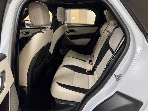Used 2018 Land Rover Range Rover Velar R-Dynamic SE image 22