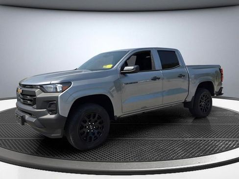 New 2026 Chevrolet Colorado W/T w/ WT Custom Package RWD image 1
