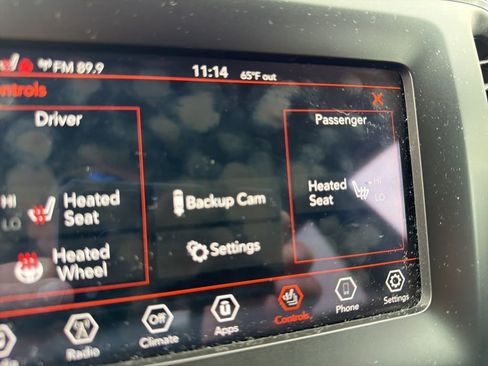 Used 2020 Jeep Cherokee Latitude w/ Cold Weather Group FWD image 16