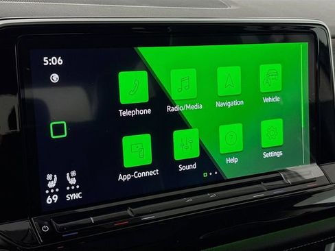 New 2026 Volkswagen Atlas SEL Premium R-Line image 15