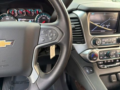Used 2020 Chevrolet Suburban LT AWD/4WD image 13