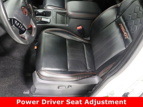 Used 2023 Nissan Frontier PRO-4X w/ Pro-4X Premium Package image 15