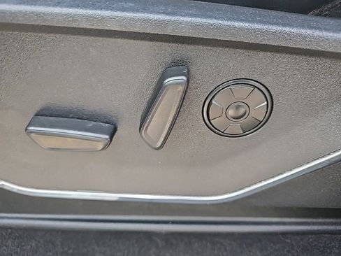 Used 2024 Ford F350 Platinum w/ FX4 Off-Road Package image 12