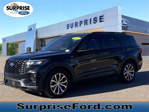 Used 2025 Ford Explorer ST-Line image 1