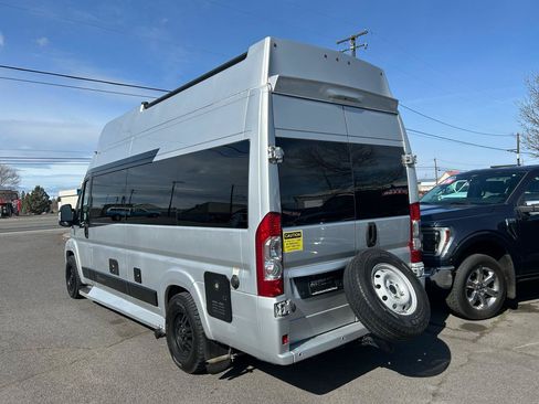 Used 2017 RAM ProMaster 3500 w/ Mopar Trailer Tow Group FWD image 3