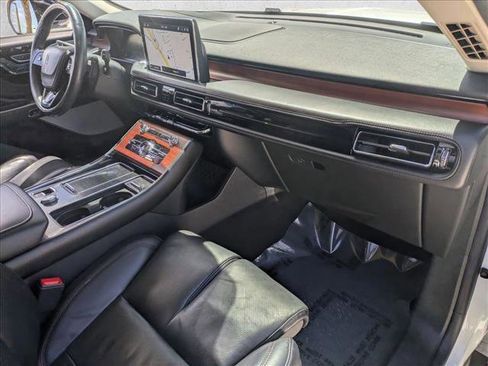 Used 2022 Lincoln Aviator Reserve w/ Equipment Group 201A RWD image 20