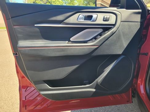 Certified 2025 Ford Explorer ST w/ Sun And Sound Package AWD/4WD image 16