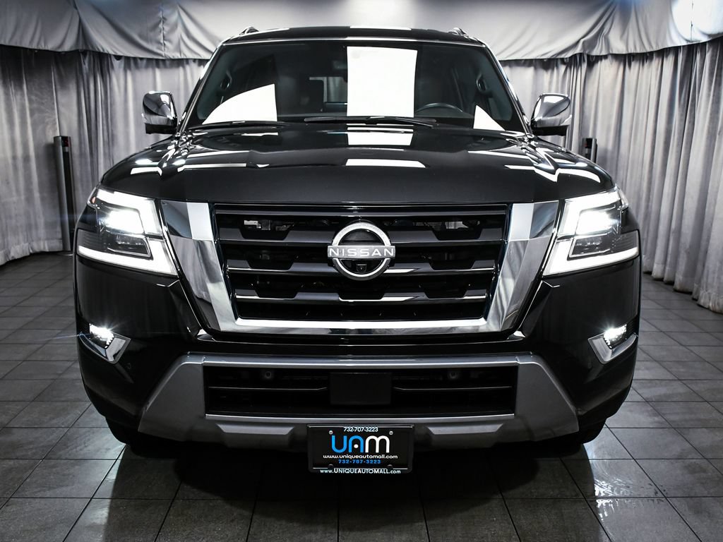 Used 2024 Nissan Armada Platinum w/ Captain's Chairs Package AWD/4WD image 2