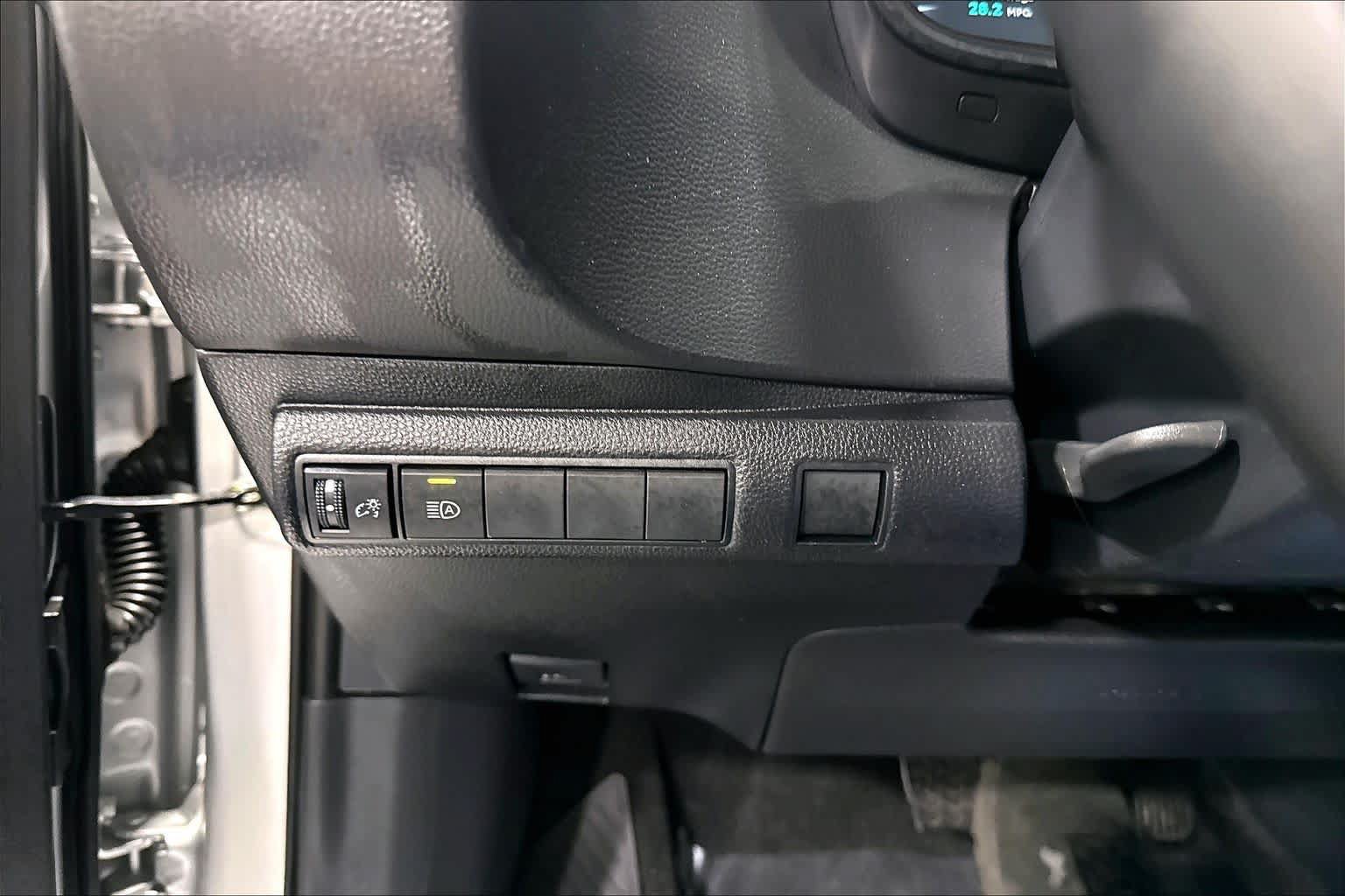 Used 2026 Toyota Corolla SE w/ SE Package FWD image 34