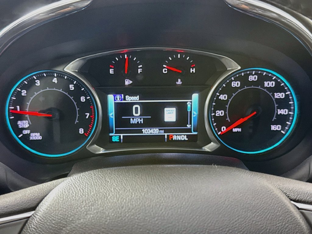 Used 2017 Chevrolet Malibu LT w/ Leather Package FWD image 14