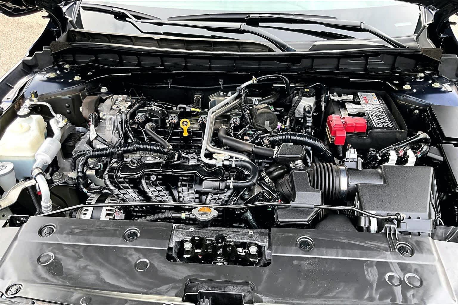 Used 2024 Nissan Altima 2.5 S FWD image 32