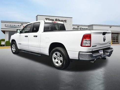 Used 2023 RAM 1500 Big Horn AWD/4WD image 3