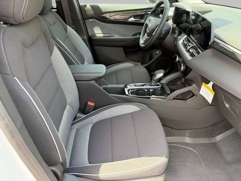 New 2026 Chevrolet TrailBlazer LT w/ Convenience Package FWD image 11