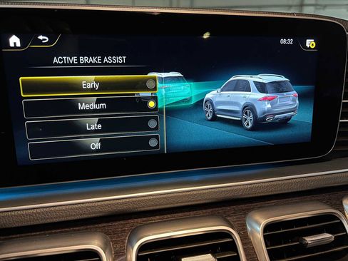 Used 2022 Mercedes-Benz GLE 450 4MATIC image 40