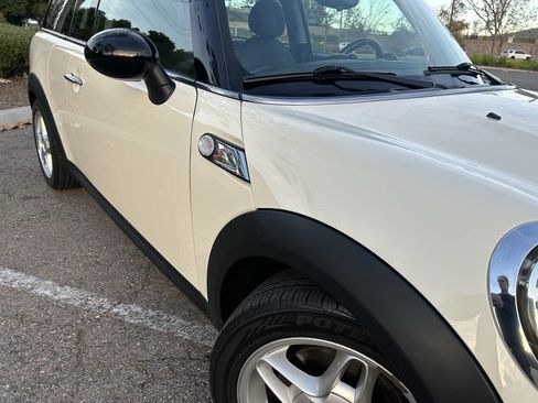 Used 2010 MINI Cooper Clubman S image 35
