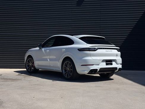 Certified 2023 Porsche Cayenne GTS AWD/4WD image 3