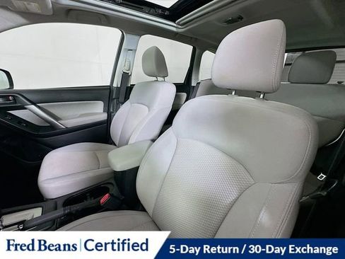 Used 2018 Subaru Forester 2.5i Premium w/ All-Weather Package image 22