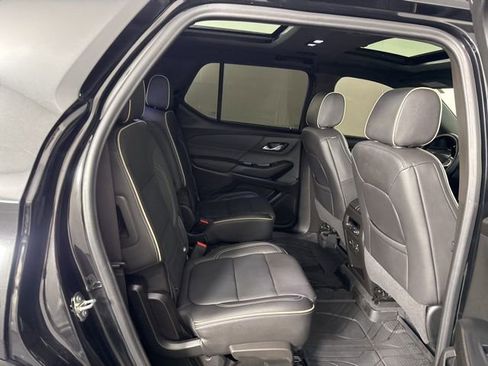 Used 2023 Chevrolet Traverse Premier w/ Redline Edition AWD/4WD image 21
