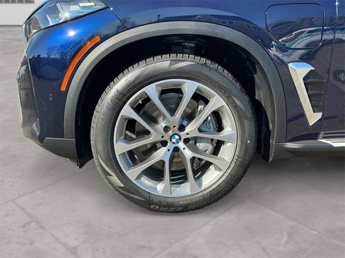 New 2026 BMW X5 xDrive50e image 14