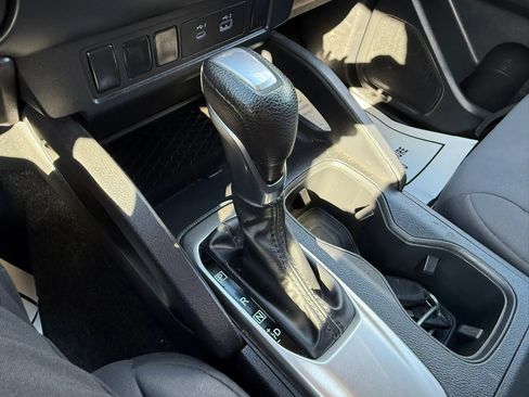 Used 2022 Nissan Frontier S RWD image 25