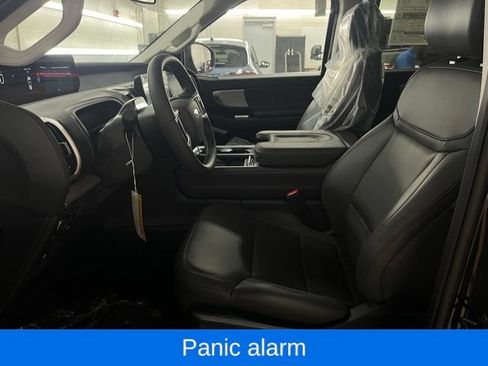 Used 2025 Ford Expedition Max Active AWD/4WD image 17