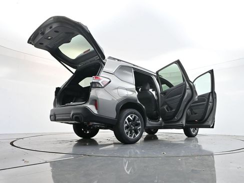 New 2026 Subaru Forester Premium image 39