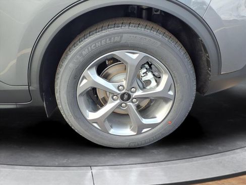 New 2026 Ford Escape ST-Line w/ Tech Pack #1 image 16