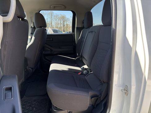 Used 2022 Nissan Frontier S w/ Technology Package image 31